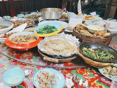-三大钵江湖菜(空港店)