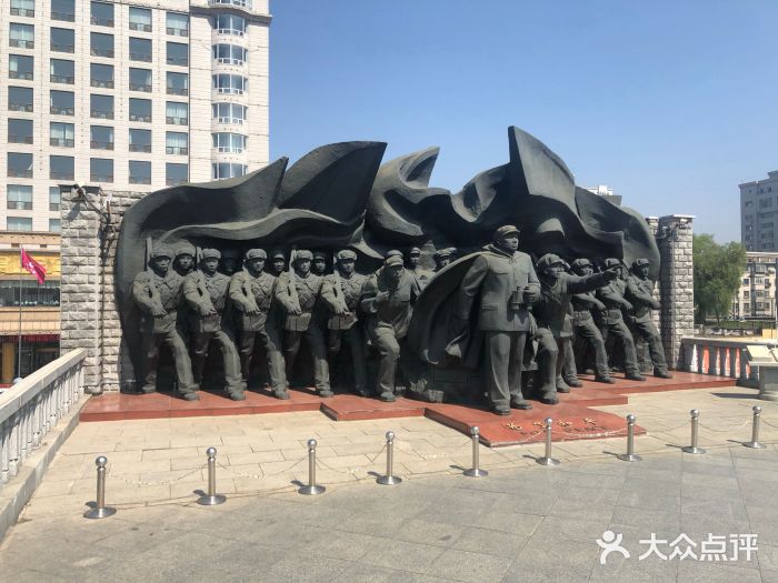 鸭绿江断桥景点图片