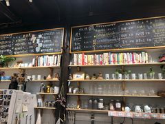 -猫的天空之城概念书店(杭州南宋御街店)