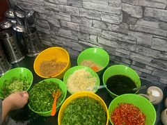 -叶二姐九尺鹅肠火锅(南部新城店)