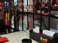 -沪小胖小龙虾(淮海中路旗舰店)