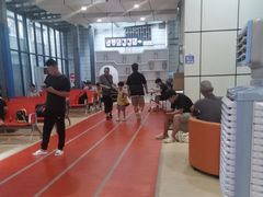 -奥冠体育华师附中恒温游泳馆