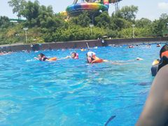 -泸州欢乐派海滩公园