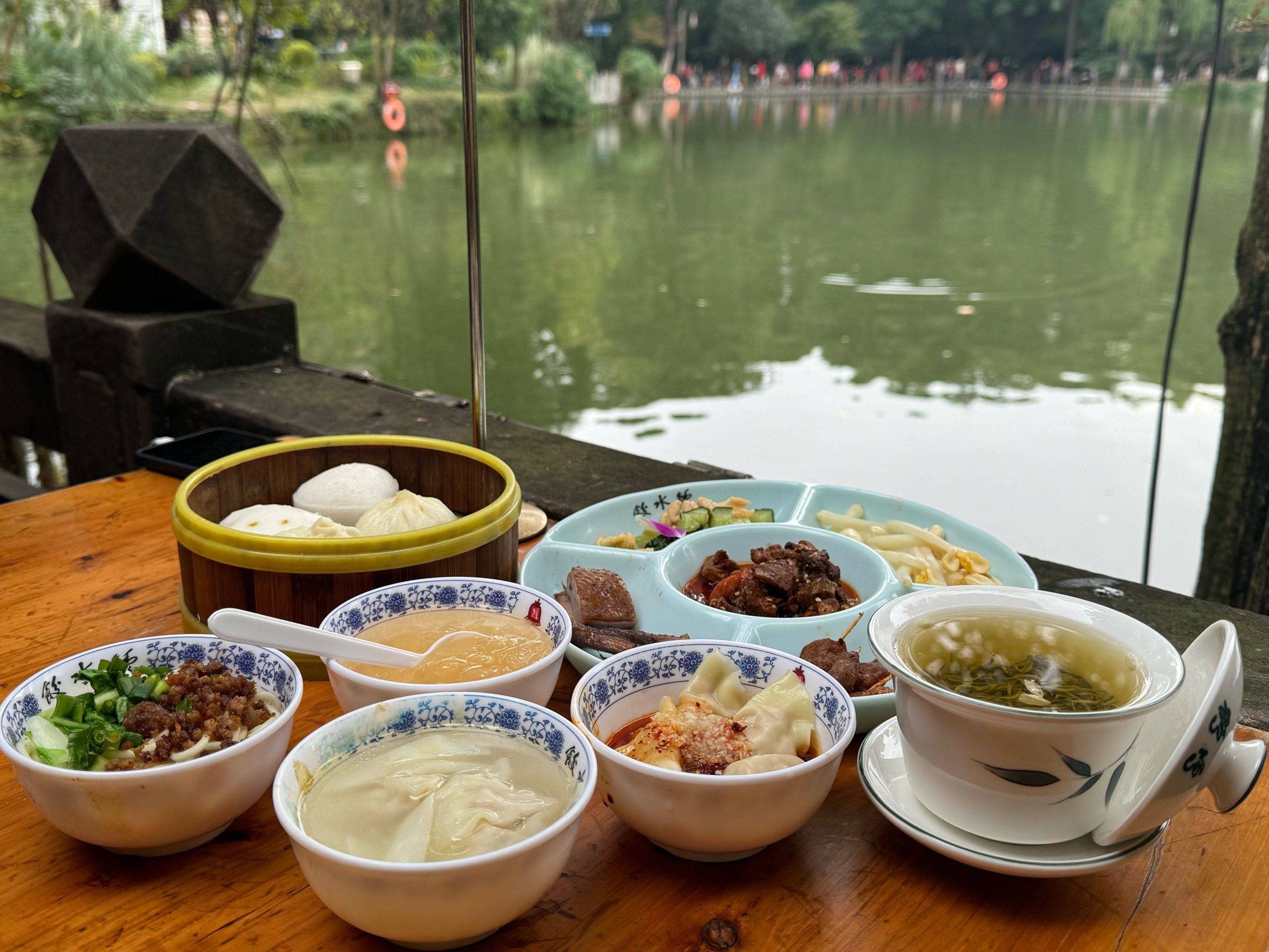 美食与美景的双重享受