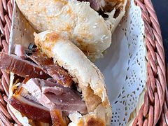 烧饼夹肘子肉-昌顺马记小吃店(昌盛园店)