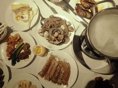 -领鲜活海鲜榴莲自助火锅(东门店)