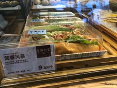 -华荣西饼(列东店)