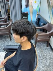 -藤野造型专业烫染接发