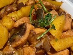 鳇鱼炖土豆-胖姐渔村(中源大道店)