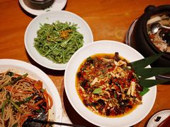 -老滇山寨•云南特色菜•地方菜•民族风情歌舞表演(金碧店)