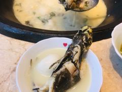 -陈大锅·岳阳鱼馆·地道岳阳菜(美食街店)