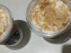 -星巴克臻选(莘庄仲盛店)