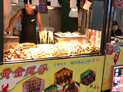 -海口骑楼小吃街