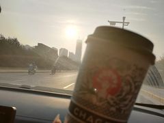 -涨巢·潮玩水疗局