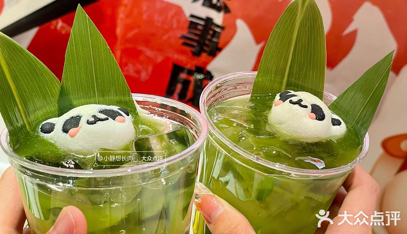 广州吃饭还送麻包袋 ，好大一个袋哎[礼花][礼花]