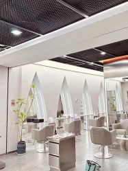 -艾美A·M Hair Salon