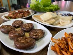 -炙热童年·老北京炙子烤肉(南锣鼓巷店)