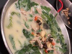 -蚝美人·生蚝海鲜烧烤(茶花园店)