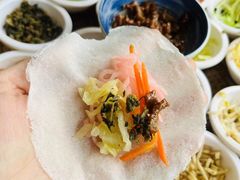 -包整·丝娃娃(一览甲秀楼风景店)