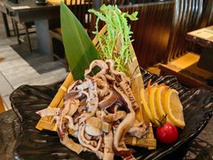 -湊湊火锅·茶憩(新中关购物中心店)