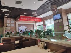 大堂-嘉和一品粥(马家堡店)