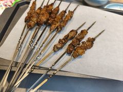-小两口锦州烧烤·脆皮油边(依云北郡店)