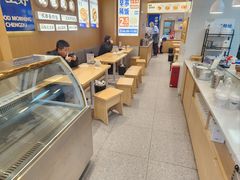 -李与白包子铺(桐梓林店)
