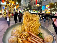 -馋三尺蟹粉小笼(人民广场店)