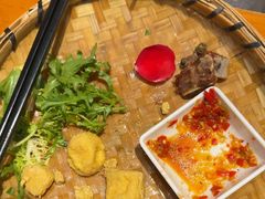 -老滇山寨•云南特色菜•地方菜•民族风情歌舞表演(金碧店)