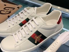 -文艺复兴百货(米兰大教堂广场店)