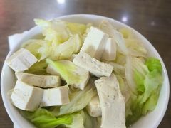 焯白菜豆腐-老爆肚满五香烧牛羊肉