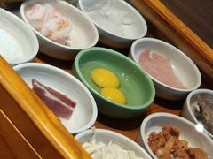 -良米山·云南野生菌过桥米线(上海首店)