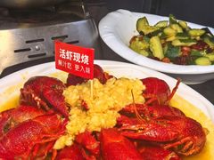 -霸气大叔干锅鸭头·龙虾烧烤·川菜·赛事直播(三里屯店)