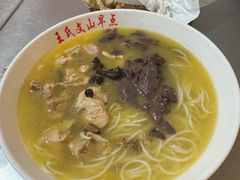-文山荷鲜居(翠湖店)