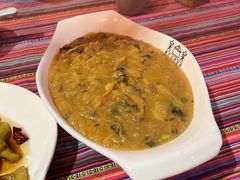 -香巴拉云南餐厅(华莱坞店)