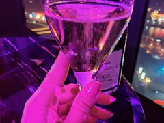 -大连君悦酒店 · VIVA(星海广场店)