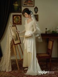 -雪中彩影婚纱摄影·微光艺术中心