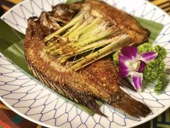 香茅草烤罗非鱼-紫滇源云南生态菜(丹凤街店)