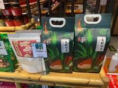 零售区-渝是乎酸菜鱼(龙旗购物中心店)