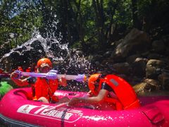 -雅鲁激流探险漂流