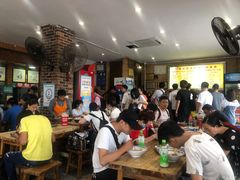 大堂-西环肥仔螺蛳粉(总店)