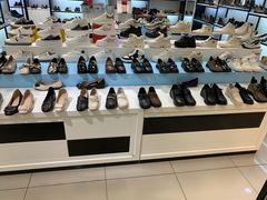 -云柏鞋业(十里堡店)