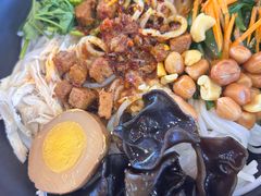 -桥香园过桥米线(国贸店)
