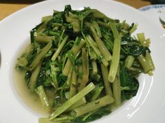 -吴越荣记苏州菜·松鼠桂鱼100%活鱼现做(斜塘老街店)