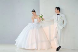 -金夫人婚纱摄影(西昌店)