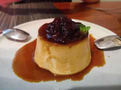 香草布丁配烩莓果-帕歌西班牙餐厅paco tapas