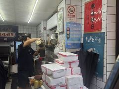 -陈记甜品窝(中山北路店)