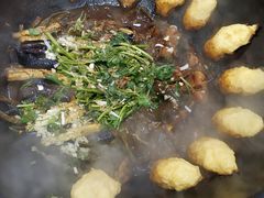 -边江铁锅炖鱼(振八街店)