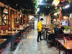大堂-·缸桶屋·韩式牛肋条自助烤肉(西湖D11店)