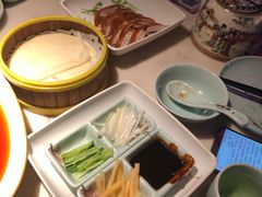-韵秋荷(宝山龙湖天街店)